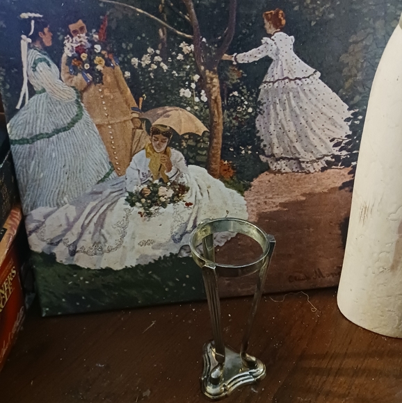 🎁Vintage Silver Antique Candle Holder. Three Leg Holder Collectible.🎙🗑🗡⚔️ - Picture 7 of 9